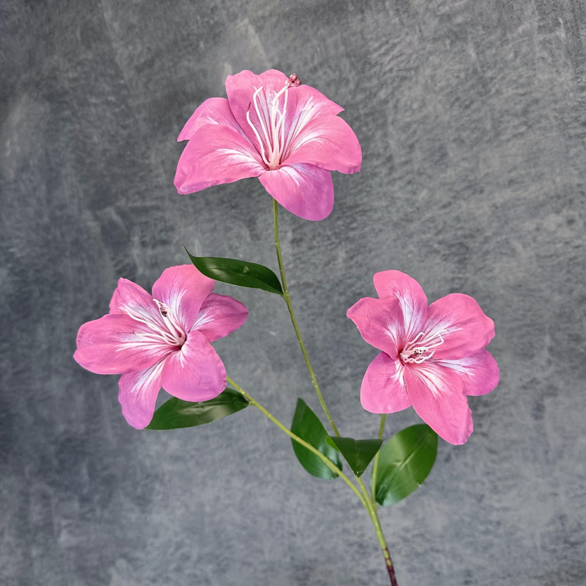 Simulación de 3 cabezas de lirio impresa en 3D lirio boda decoración del hogar decoración de flores falsas transfronterizas al por mayor