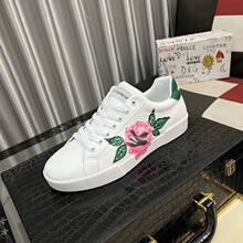 WpQԭHe\ЬDG2025ƤrаЬŮ