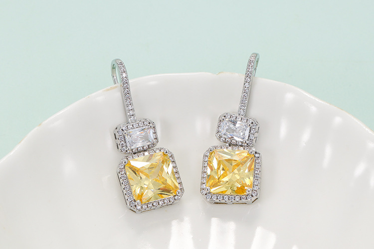 6g Weight Zircon Inlay Material Rings, Earrings Classification Retro Square Copper Inlay Zircon Women's Rings Earrings