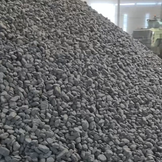 新疆民用取暖块煤5500大卡低硫低灰高热量耐烧冬季取暖烤火原煤
