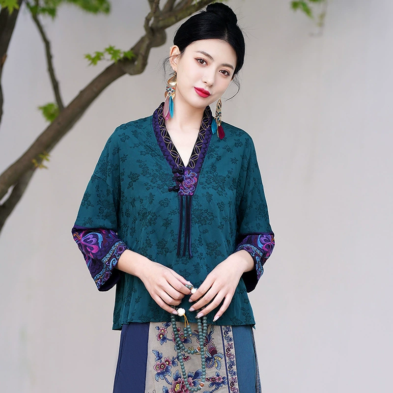 Real Shot Новый этнический стиль Тяжелая промышленность Вышитая ханьфу Улучшенная лента с длинным рукавом Короткое художественное пальто с V-образным вырезом