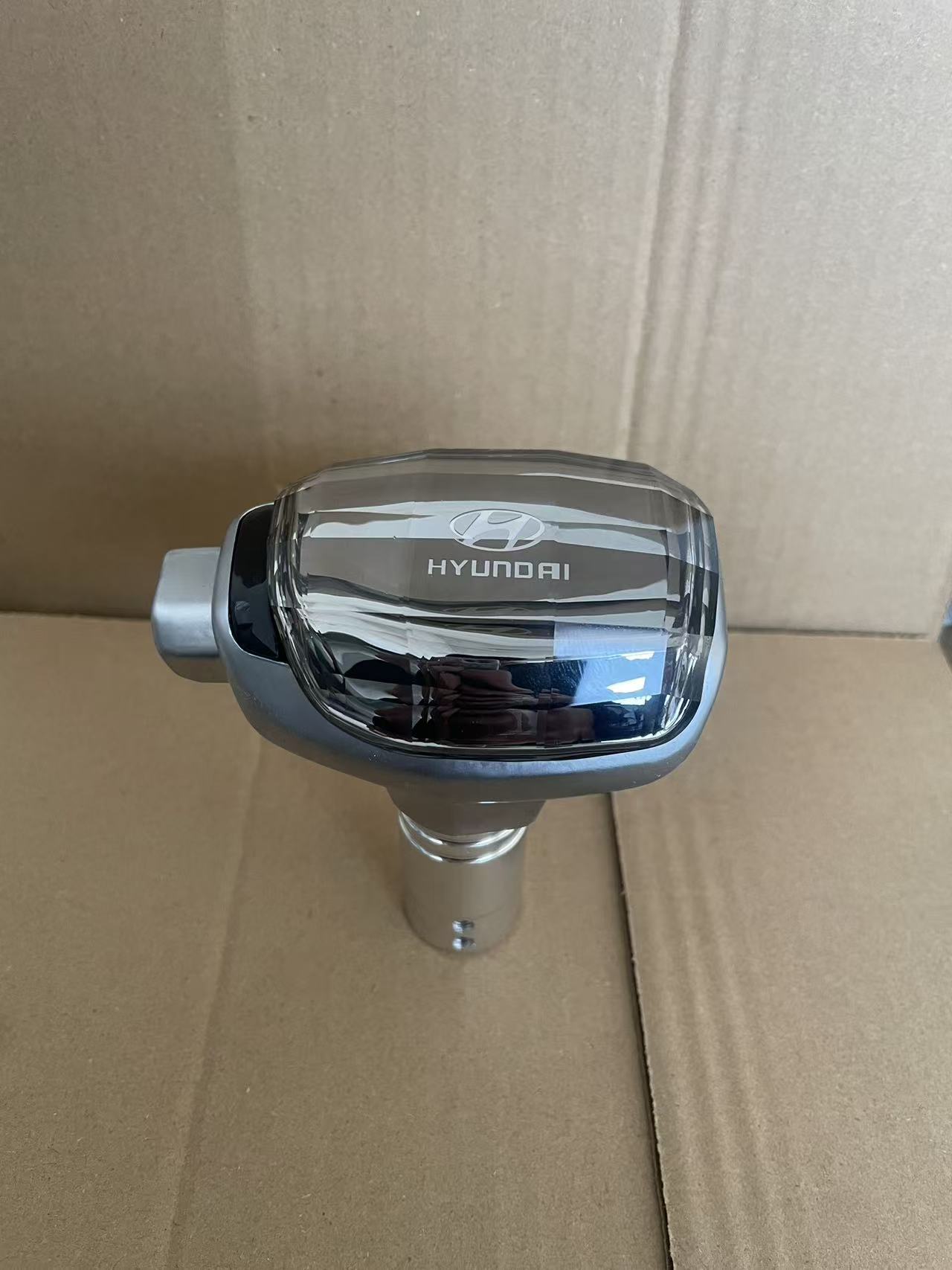 Suitable for Modern Hyundai Models, the Crystal Gear Knob Modification for Elantra, Ix25 Modified Gear Shift Knob