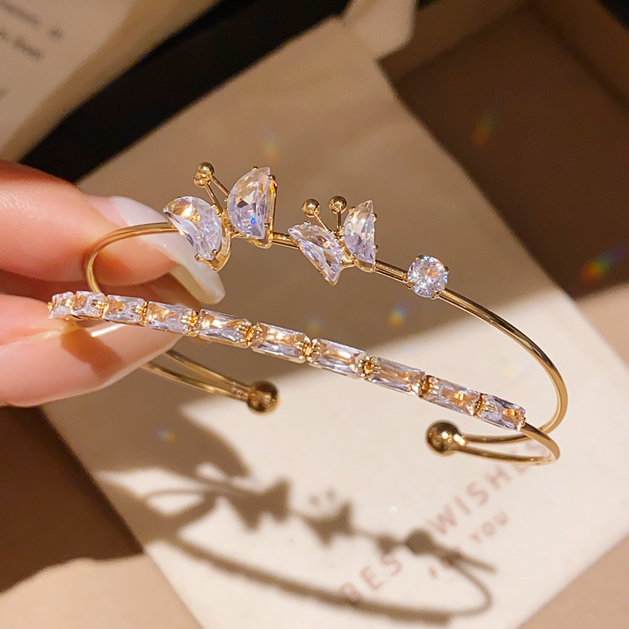 El temperamento francés arco de zircon pulsera de doble capa dulce ins pulsera de viento lujoso ligero de alto nivel sensación de joyas versátiles para mujeres