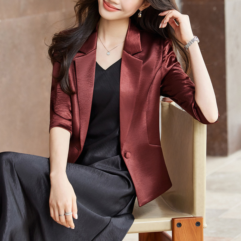 Champagne-Colored Blazer for Women, 2026 Spring/Summer, Petite Size, Three-Quarter Sleeve Acetate Satin High-End Dress Set Champagne-Colored Blazer for Women, 2026 Spring/Summer, Petite Size, Three-Quarter Sleeve Acetate Satin High-End Dress Set