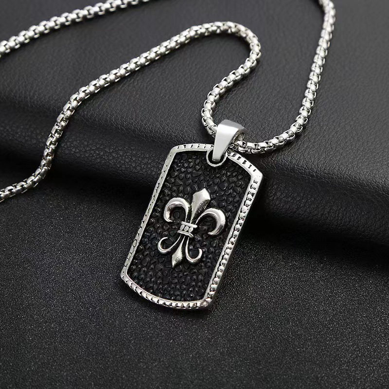 Personalized Titanium Steel Necklace for Women's Versatile Punk Hip Hop Alloy Pendant Long Sweater Chain Accessories_voghion.com