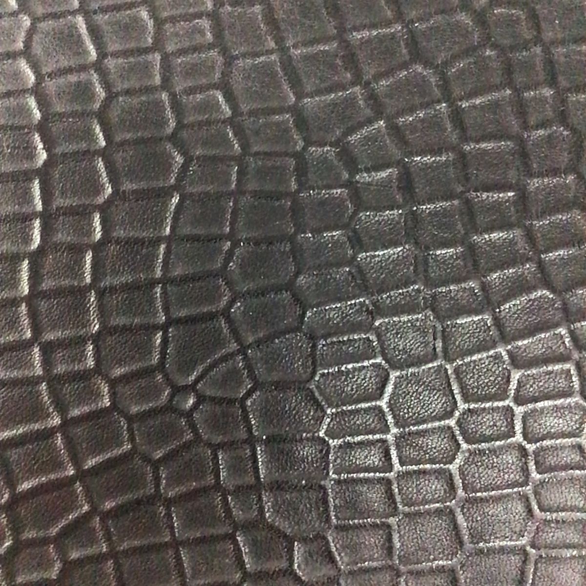 【彩鸿】新款真皮头层格子纹压花全粒面油腊水染牛皮