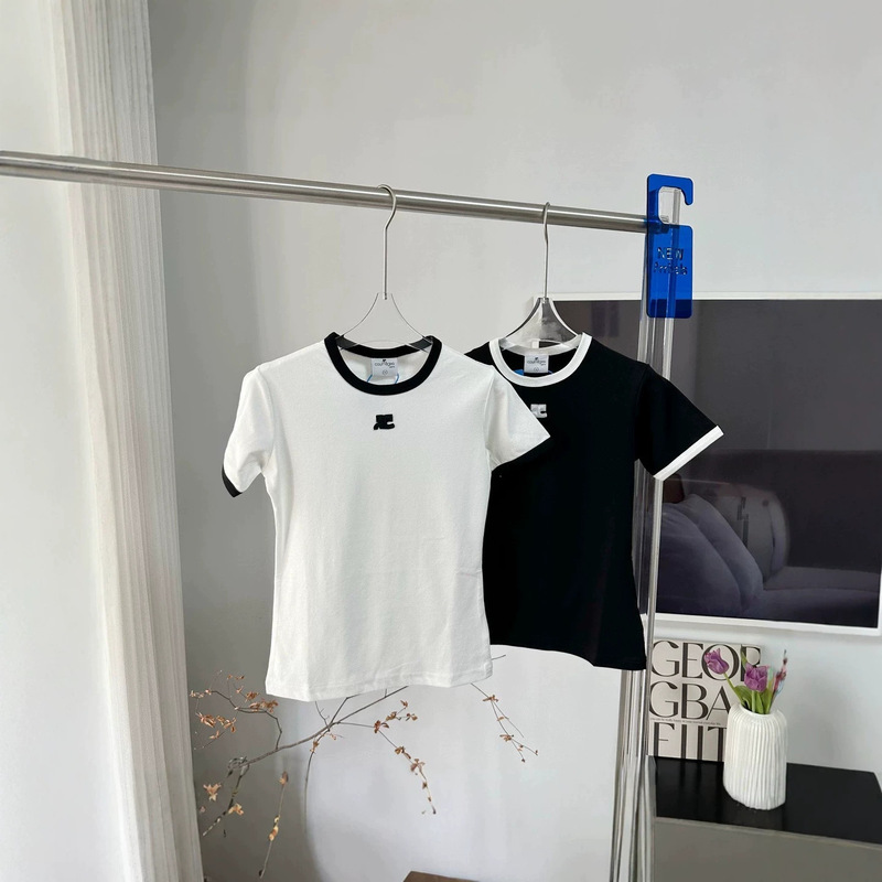 26 Early Spring New Style Faucet Print Round Neck Short Sleeve T-Shirt, Fashionable and Versatile, Slimming, High-End, Lively, Sweet, and Relaxed