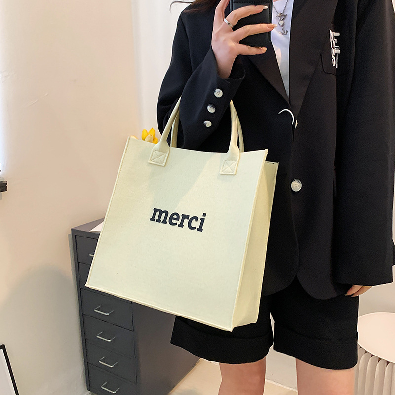 Bolsos de fieltro de gran capacidad, simples y versátiles, bolsos de mujer, bolsos bento, bolsos de viaje convenientes, bolsos de compras