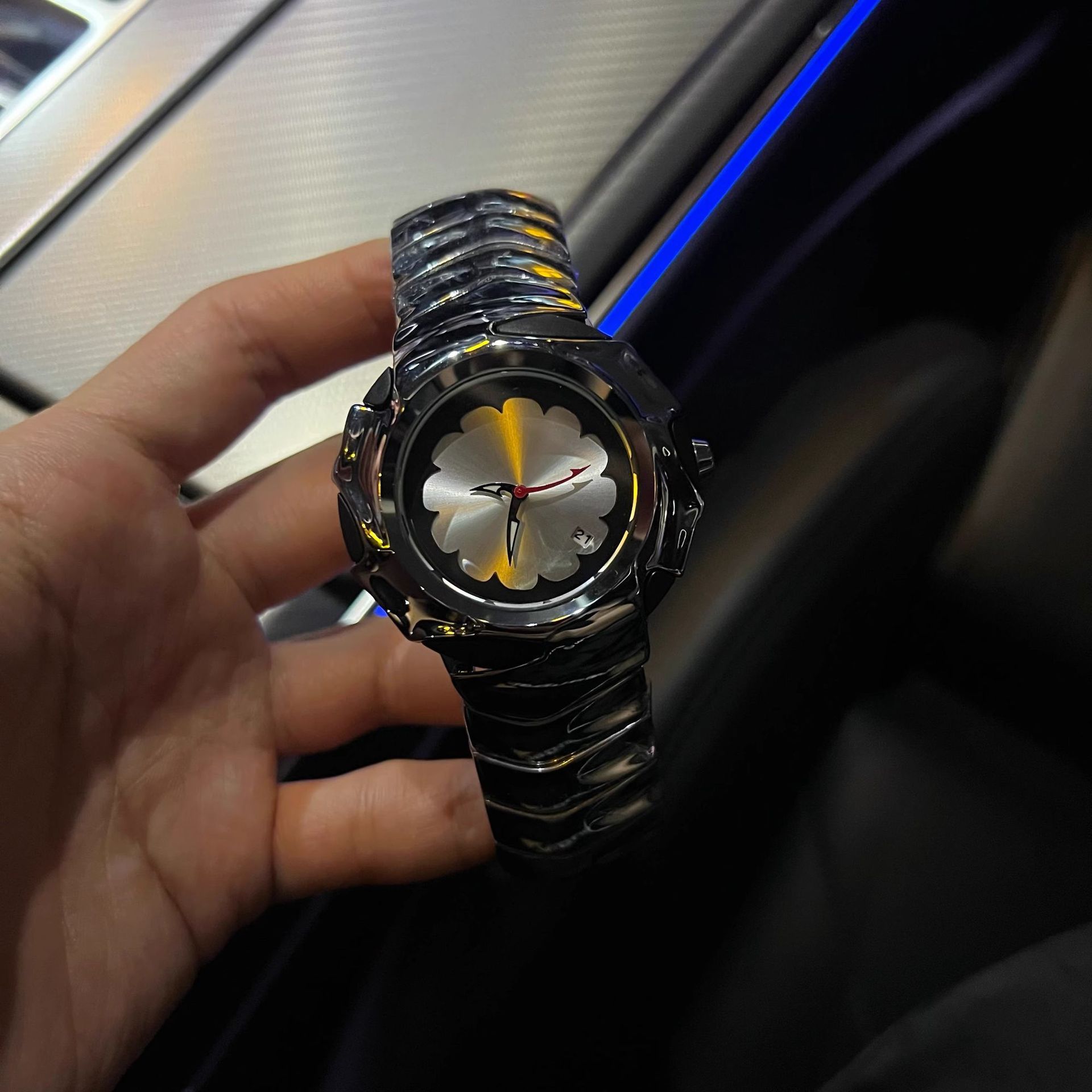 Y2K Special-Shaped Blade Non-Oak Medieval Retro Watch Men's Steel Band Niche Luminous Waterproof High-End Quartz Watch