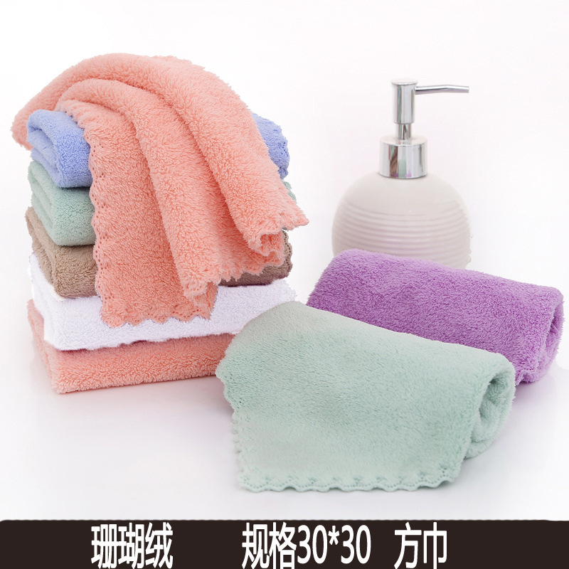 산호빛 벨벳 스퀘어 스카프