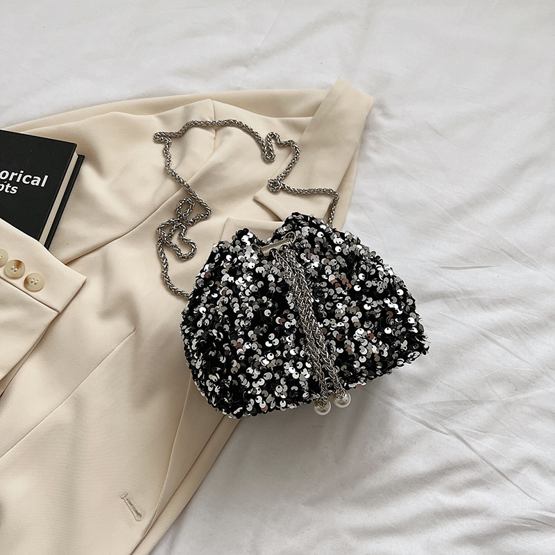 Bolso de lentejuelas personalizado de moda para mujer 2023 nuevo estilo coreano bolso de cubo bolso de hombro de estilo occidental bolso de noche crossbody de moda