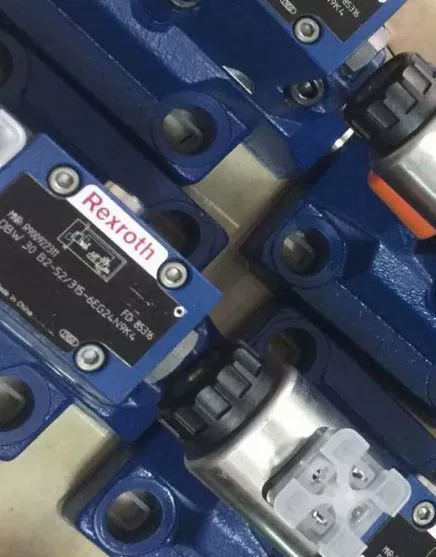 Rxox plug-plug-клапан DBDS10G1X/330VB прямой R900708266