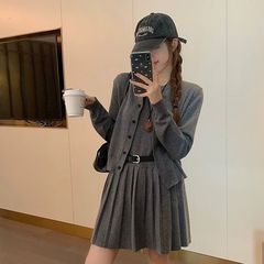 气质韩系套装新款早秋显瘦开衫针织百褶连衣裙两件套学院风一整套