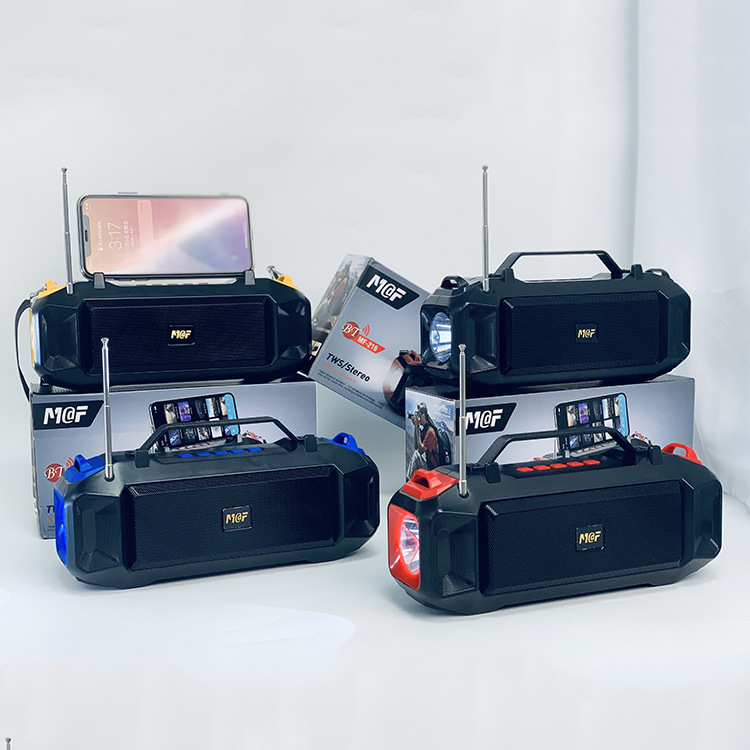 Small speakers charging