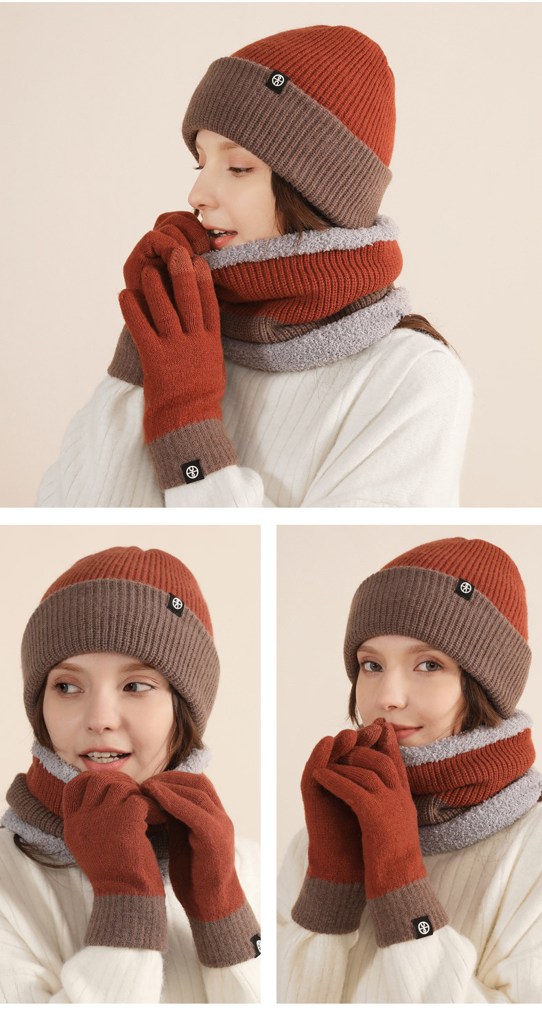 Conjunto de gorro cachecol e luvas em tricô para mulher reversível_voghion.com