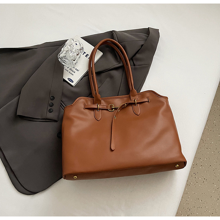 Bolsa de viaje de peluche esmerilada 2025 nuevo retro transfronterizo de gran capacidad de viaje de hombro bolsa