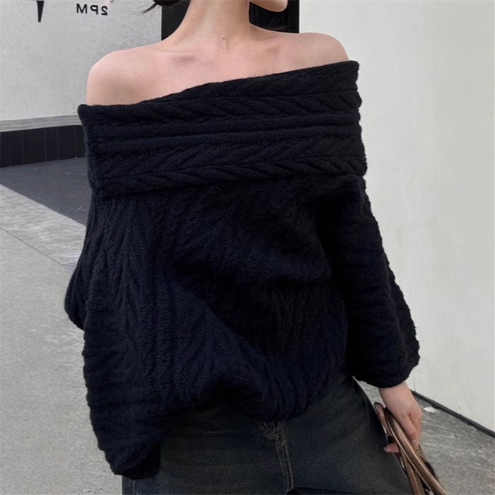 검은 색 오프 숄더 스웨터 2024 가을과 겨울 새로운 뜨거운 소녀 분위기 스웨터와 재고 이순신