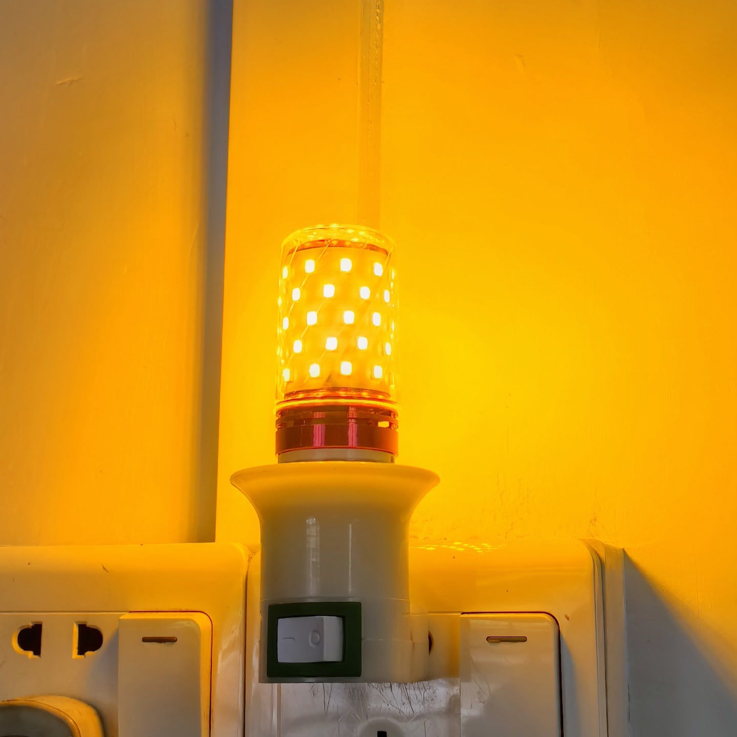 温馨柔光LED插电金黄光灯泡卧室床头小夜灯氛围灯装饰摄影补光灯