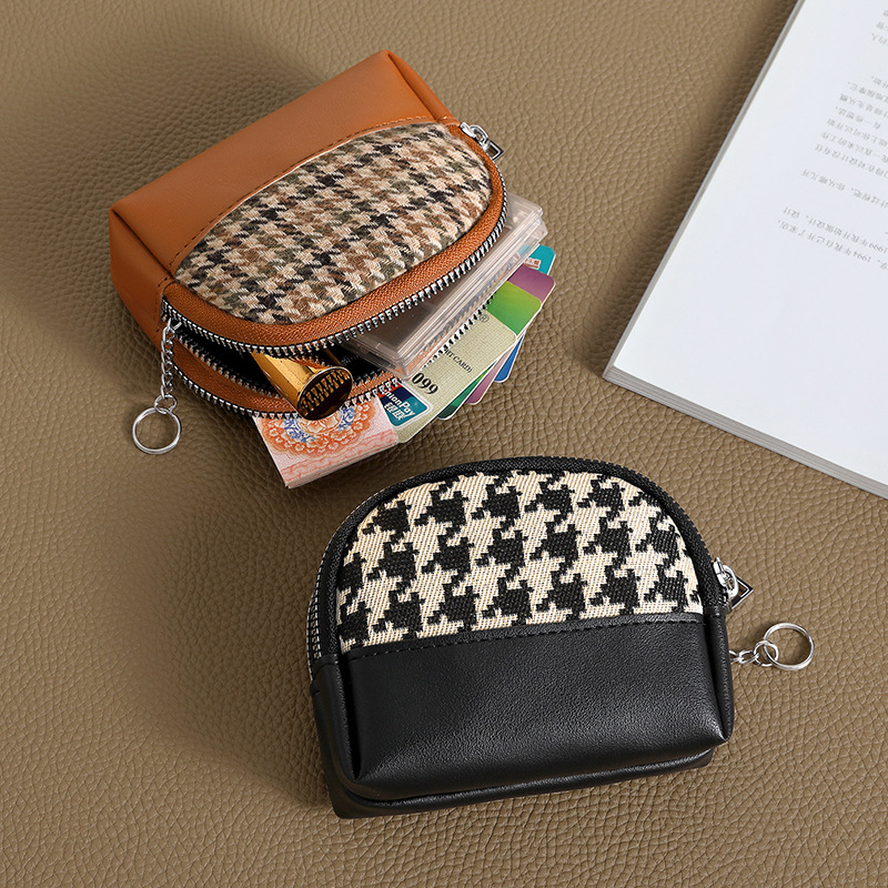 Cartera pequeña de nuevo estilo para mujer, monedero con diseño de nicho popular, mini monedero, dinero corto de felpa bonito, 2024