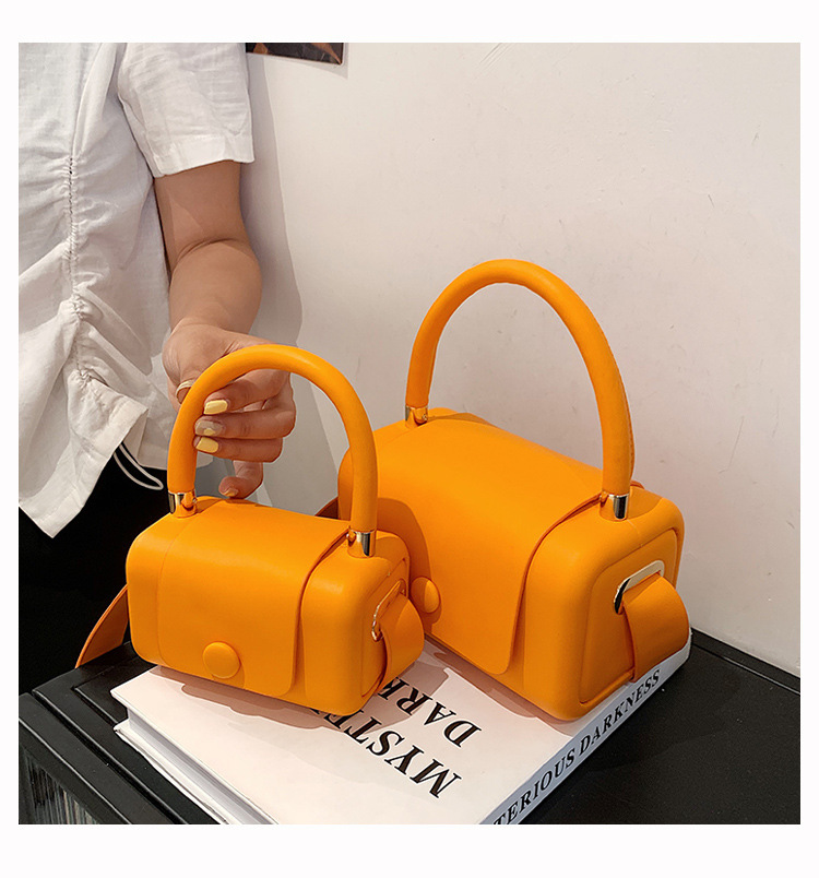 Tasche Frauen 2022 Neue Trendy Tao Tao Handtasche Little Red Book Beliebte Candy farbe einfache schulter Messenger kissen tasche_voghion.com