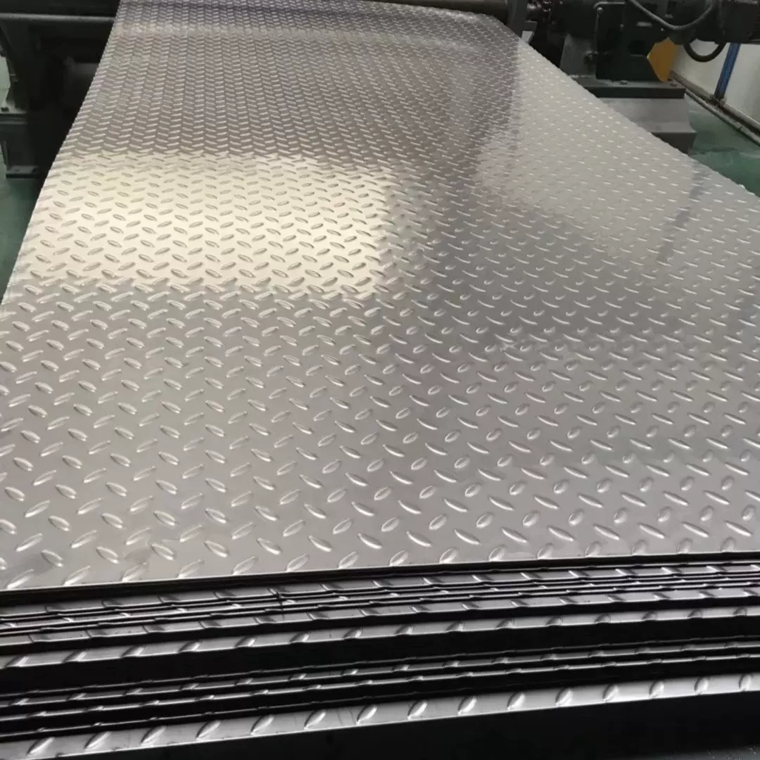 现货不锈钢花纹板 304花纹钢板扁豆形不锈钢防滑板压花板支持验厂