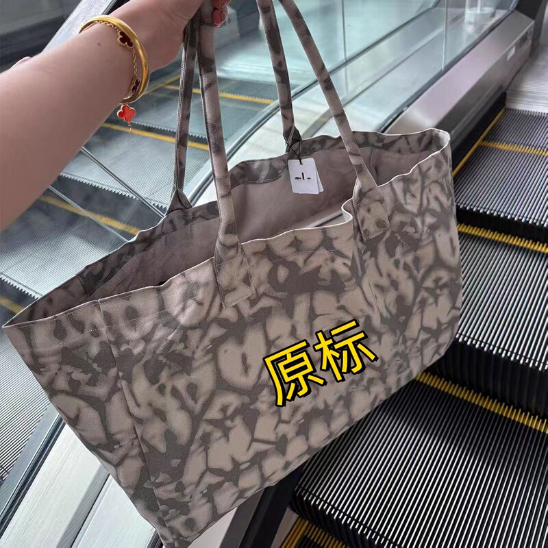 Al Korean Tie-Dye Yoga Canvas Bag for Women 2026 Summer Versatile Commuter Handbag Niche Single-Shoulder Large Tote Bag Al Korean Tie-Dye Yoga Canvas Bag for Women 2026 Summer Versatile Commuter Handbag Niche Single-Shoulder Large Tote Bag