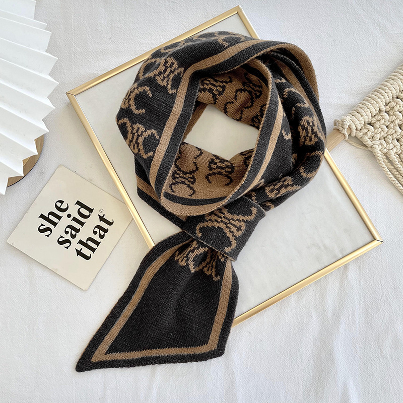 Nuevo tipo de bufandas cruzadas coreanas de otoño y invierno de ajedrez de punto de cuadros perezosos perforación bufandas de cuello