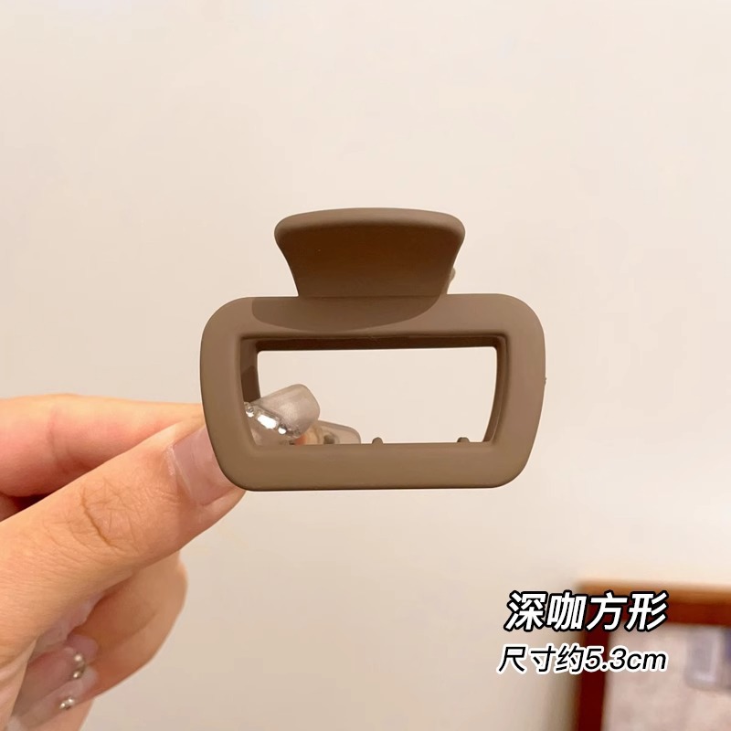 Lujo ligero, temperamento de alta gama, clip de agarre femenino 2025, nueva horquilla, placa de la parte posterior de la cabeza, gran cantidad de cabello, clip de tiburón, tocado