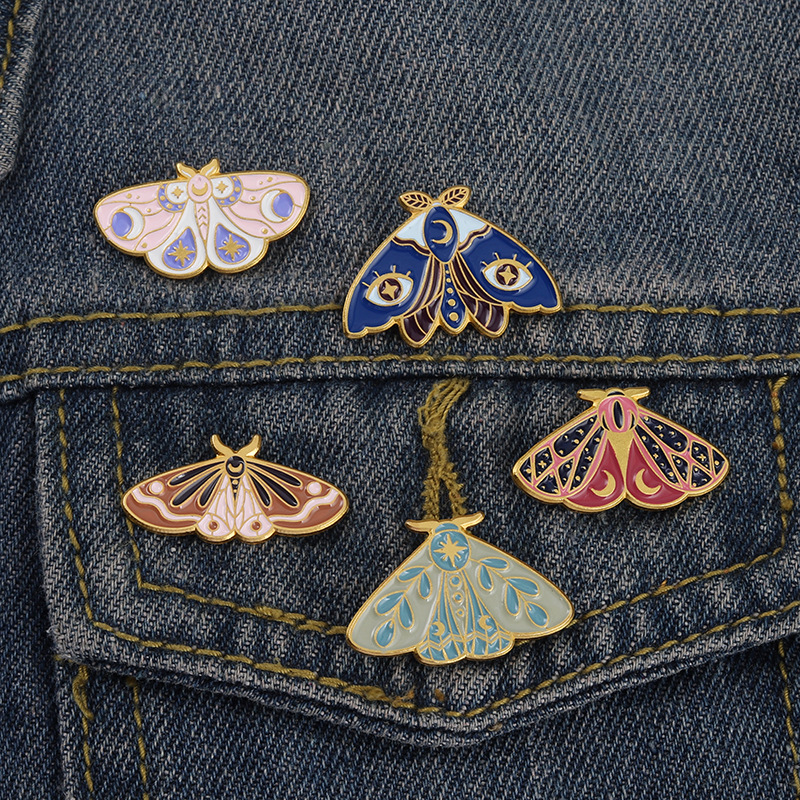 Moda Animal Mariposa Aleación Barniz De Estufa Unisexo Broches display picture 6