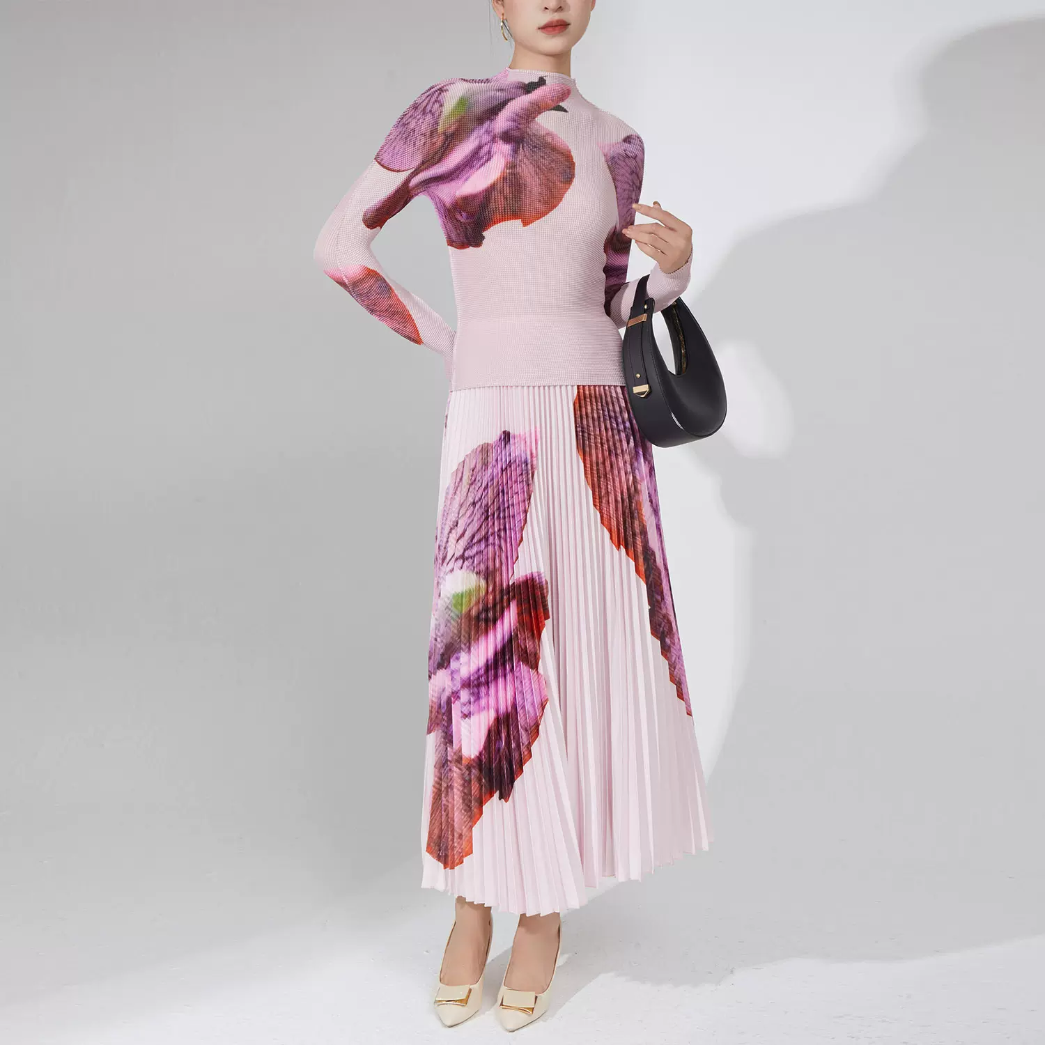 时尚女装个性套装洋气减龄休闲秋装新款褶皱T恤衫女半身裙两件套