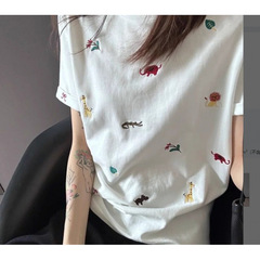かわいい趣味動物刺繍丸襟正肩痩せ半袖tシャツ女性夏白色デザイン感小衆上着