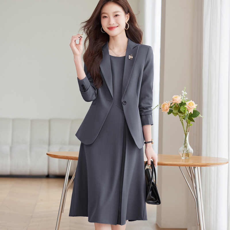 나이를 줄이는 작은 남자 재킷 빛 성숙한 바람 투피스 원피스 호스트 슬림 핏 2024 새로운 여신 팬 원피스