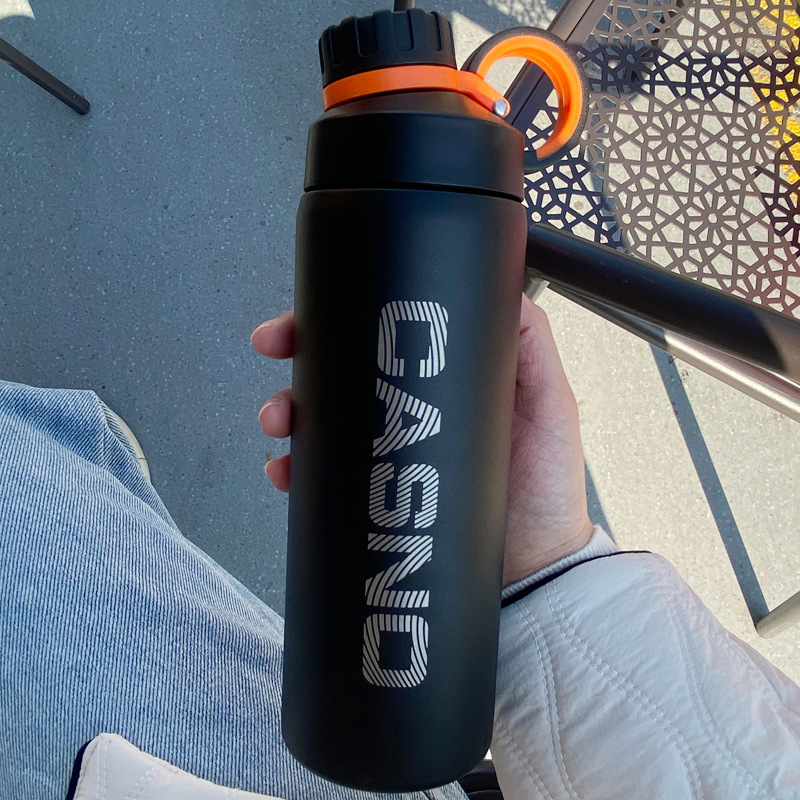 Fitness insulation cup large capacity sports men and women student kettle portable outdoor water bottle simple new Cassino
