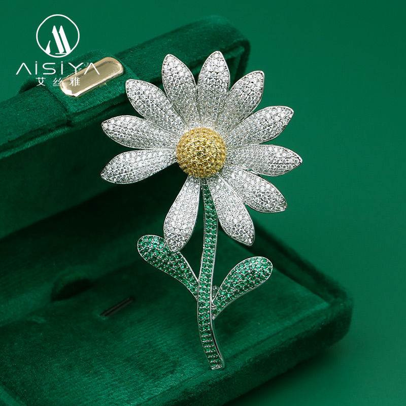 GD Quan Zhilong con un broche de flores de sol de margarita pequeño girasol pecho de fans de apoyo sensación de moda accesorios de venta caliente