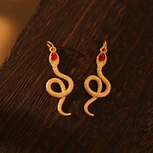 18K Gold Snake Pendant Au750 Color Gold Zodiac Snake Fashion Animal Year Gold Necklace Clavicle Chain Gift