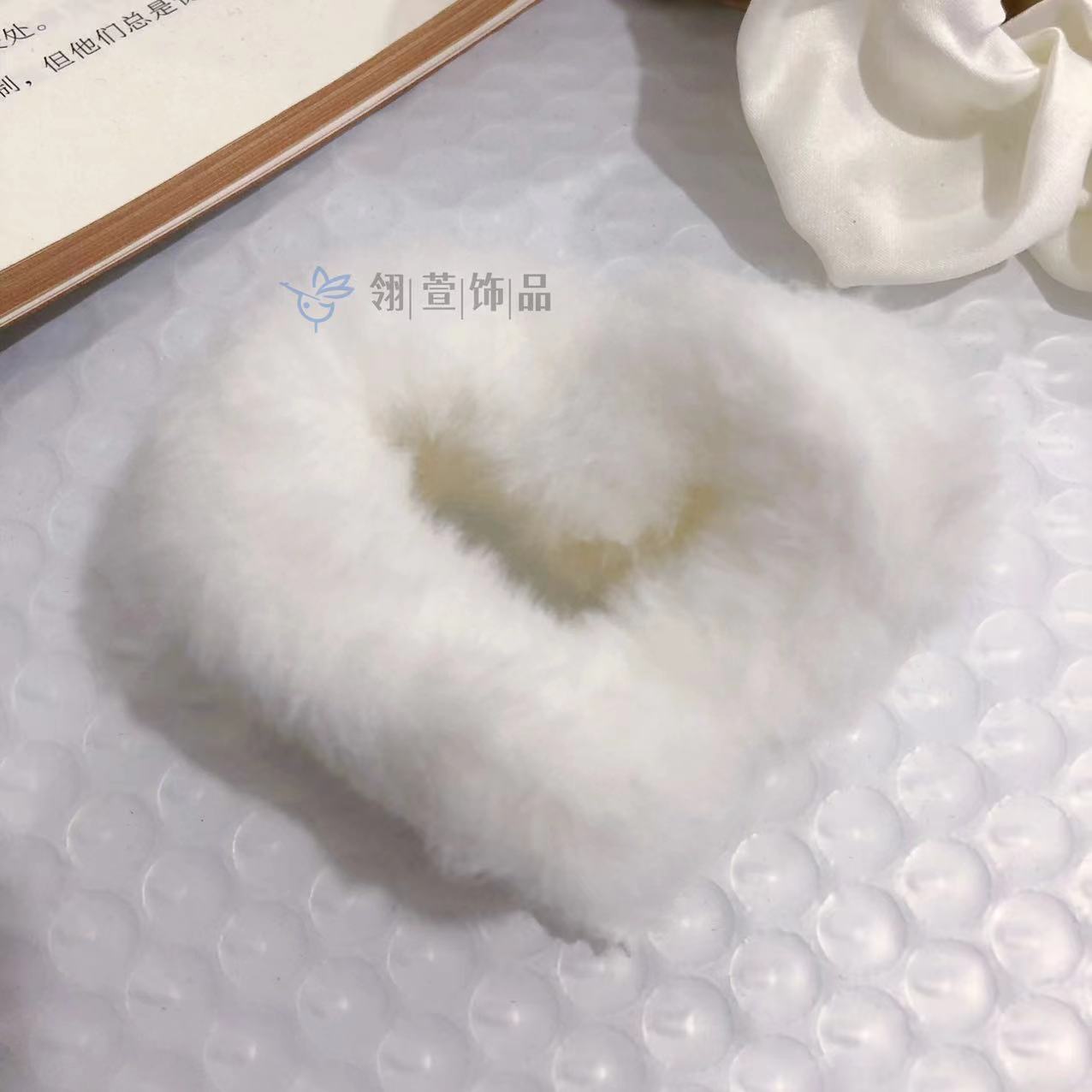 27#7 heart shape (05# white)