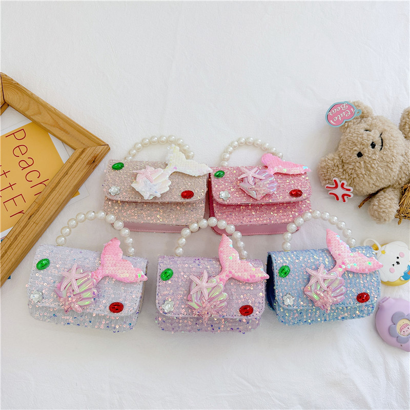 Nueva moda en línea bolsos de niños, princesa extranjera, bolsos de perlas, lindos bolsos de cola de pez para niñas