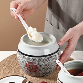 衣架;垃圾袋;垃圾桶