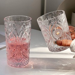 浮雕圖騰玻璃杯ins刻花小眾拿鐵咖啡杯喝水杯酒杯氣泡果汁杯家用
