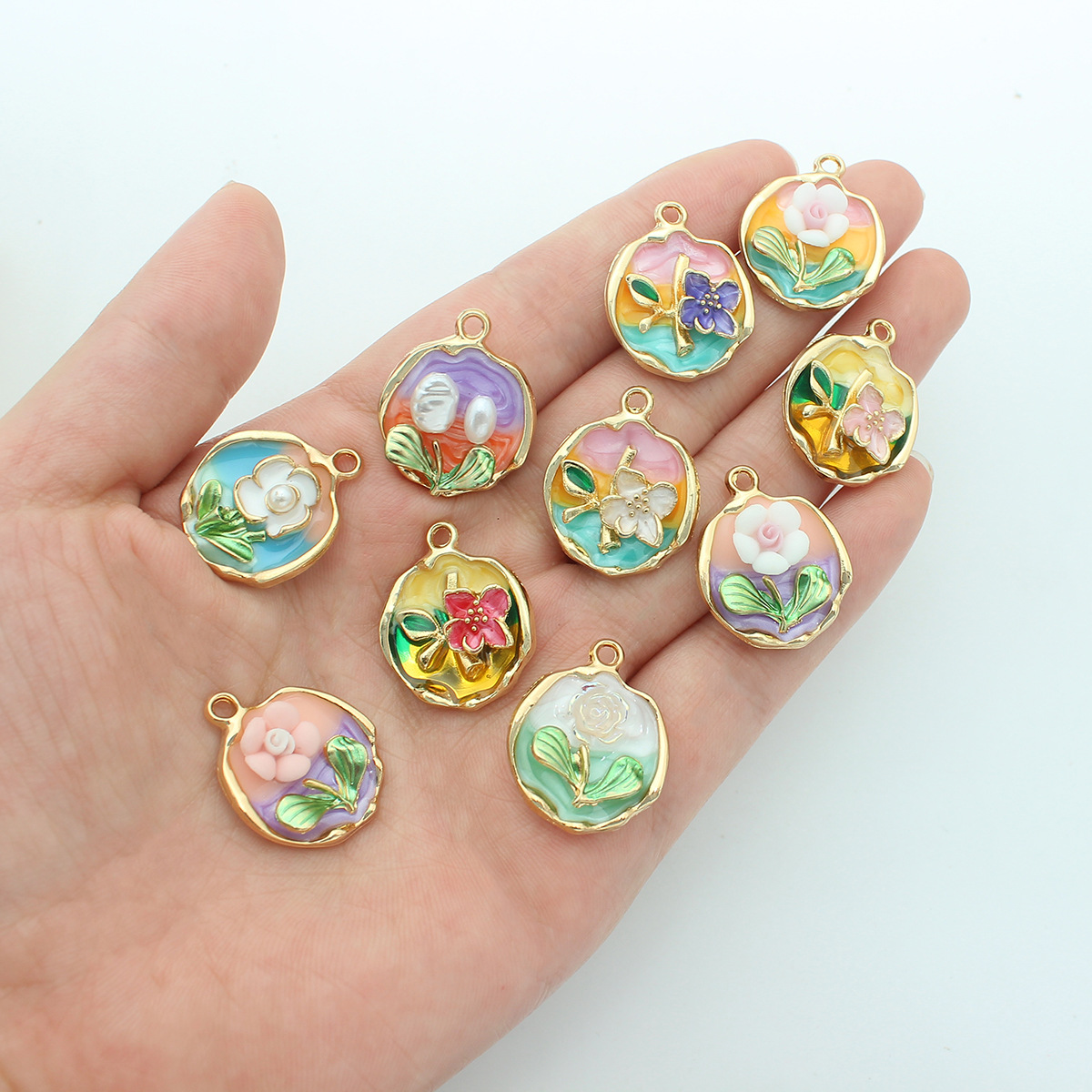28g Weight Pendant Jewelry Making Type DIY Jewelry Accessories Classification 10 PCS/Package Quantity Alloy Material Flower Pattern Enamel Design Vintage Style, Simple Style Style 10 PCS/Package Alloy Flower Pendant 2