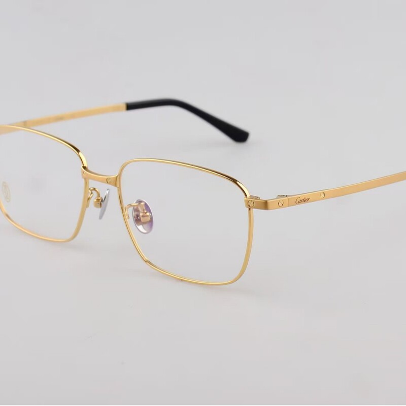 Pure Titanium Square Frame Eyeglass Frame Ct0320, Same Model as Wang Yuning, High-Quality Prescription Frame, Available in Gold, Silver, Gunmetal, and Black in 4 Colors Pure Titanium Square Frame Eyeglass Frame Ct0320, Same Model as Wang Yuning, High-Quality Prescription Frame, Available in Gold, Silver, Gunmetal, and Black in 4 Colors