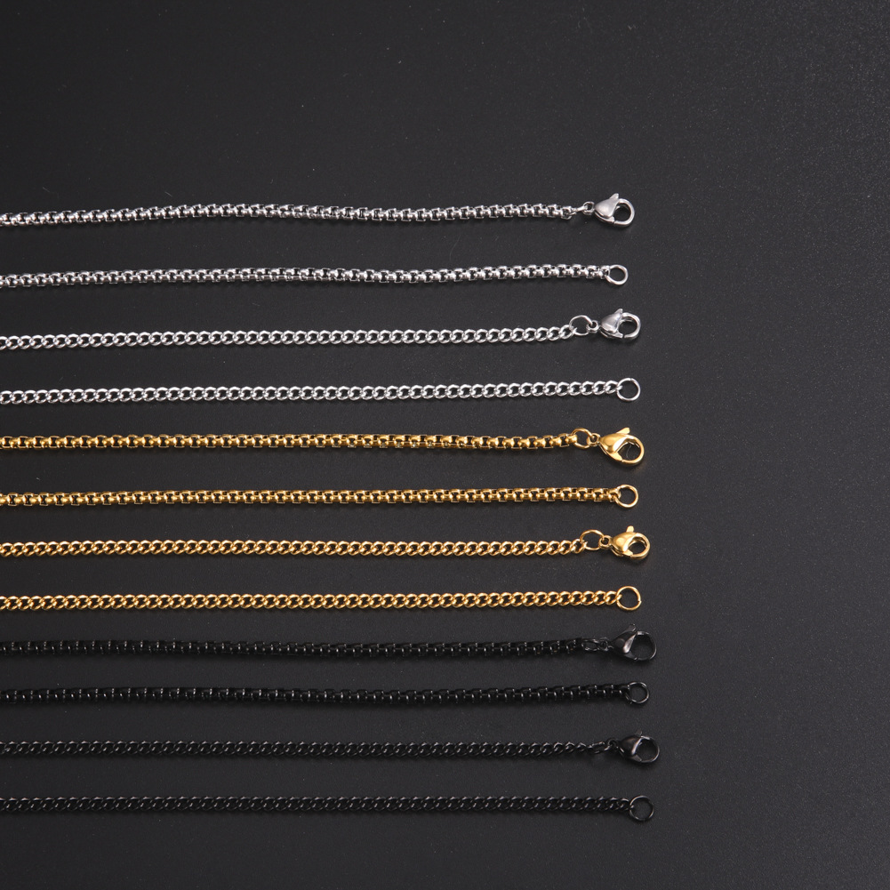Collana con croce cubana in acciaio inossidabile color oro_voghion.com