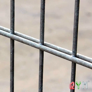 868双夹丝护栏网656双横丝焊接围栏镀锌丝喷塑花园围栏网外贸出口