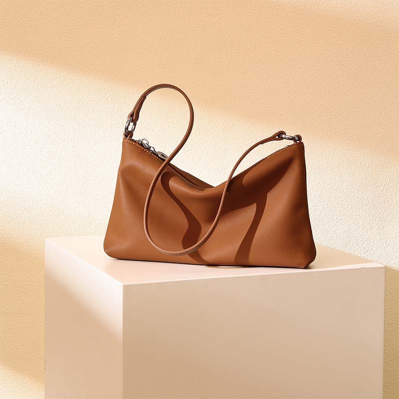 French Style Underarm Bag High-End Large Capacity Women's Shoulder Bag Niche Design Versatile Crossbody Commuter Bag - Thumbnail 3