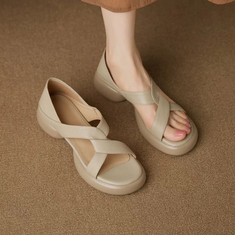 Sandallas de playa cómodas para mujeres 2026 verano nuevo tipo de suela suave versátil casual deportiva ligera madre romana sandalias para mujeres