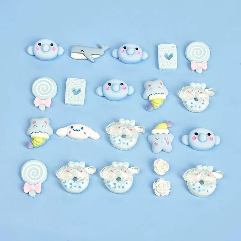 Cute cream toy with accessories