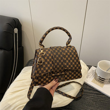 2025�|��ӡ����ĸ�������¿��n��μ�б����p�����e����С��Ů��