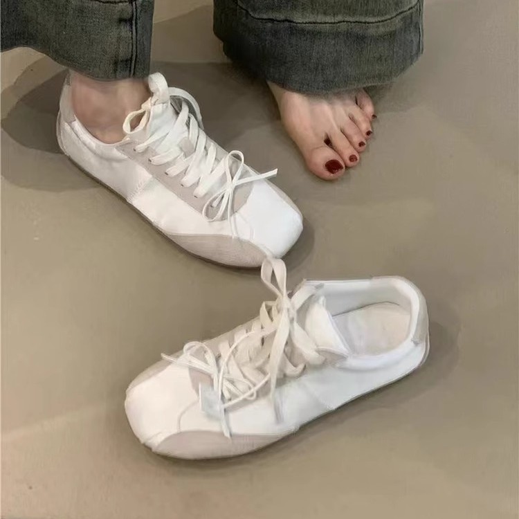 Versión de piel de vaca ~ Ballet bowknot retro todo-fósforo color de contraste alemán zapatos de entrenamiento mujer suela suave estilo deportivo cómodo zapatos casuales