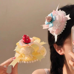 スウィートペストリー〜可爱いイチゴケーキ诞生日キャップ髪饰りヘアクリップ女性高级感少女心写真撮影ロリータ