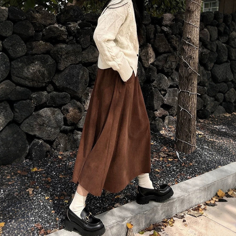 New Spring and Autumn Vintage Green A-line Skirt for Women, Korean Style, Gentle and Versatile, High Waist, Elastic, Slimming, Mid-length Skirt New Spring and Autumn Vintage Green A-line Skirt for Women, Korean Style, Gentle and Versatile, High Waist, Elastic, Slimming, Mid-length Skirt